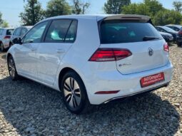 
										Вживанi 2020  Volkswagen Golf заповнено									