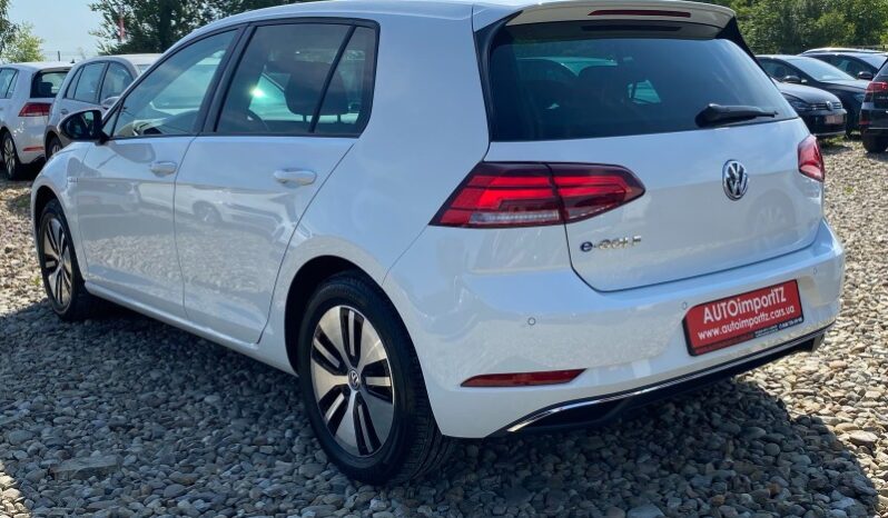 
								Вживанi 2020  Volkswagen Golf заповнено									