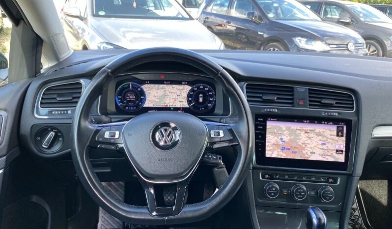 
								Volkswagen e-Golf 2020 заповнено									