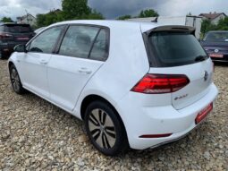 
										Вживанi 2020  Volkswagen Golf заповнено									