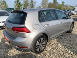 
										Вживанi 2020  Volkswagen Golf заповнено									