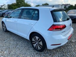 
										Вживанi 2020  Volkswagen Golf заповнено									