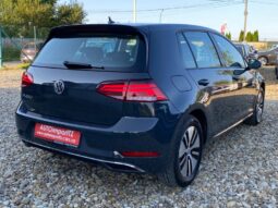 
										Вживанi 2020  Volkswagen Golf заповнено									