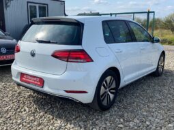 
										Вживанi 2020  Volkswagen Golf заповнено									