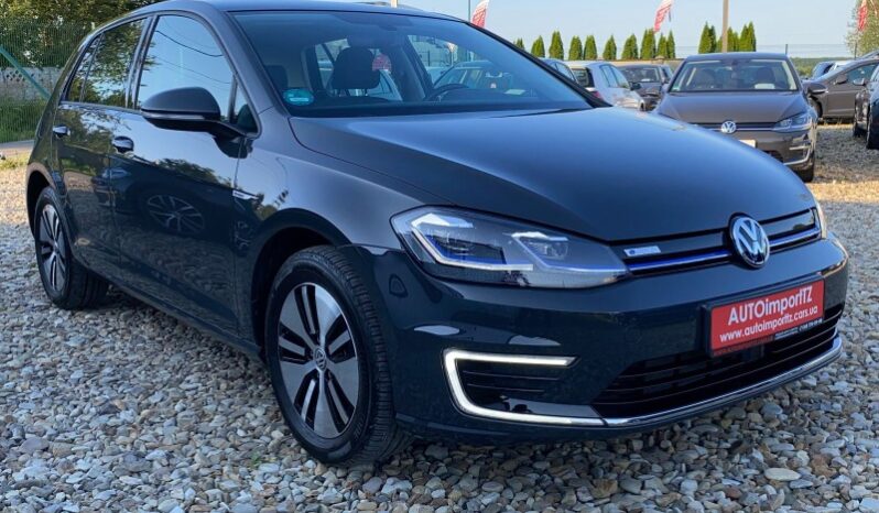 
								Вживанi 2020  Volkswagen Golf заповнено									