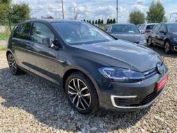 
										Вживанi 2020  Volkswagen Golf заповнено									