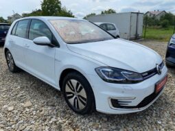 
										Вживанi 2020  Volkswagen Golf заповнено									