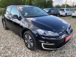 
										Вживанi 2020  Volkswagen Golf заповнено									