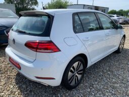 
										Вживанi 2020  Volkswagen Golf заповнено									