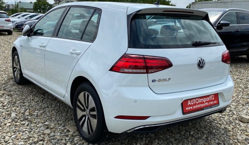 
								Вживанi 2019  Volkswagen Golf заповнено									