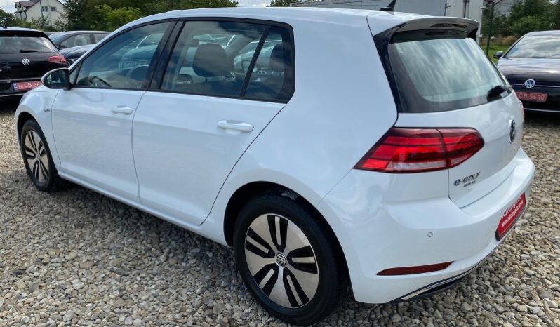 
								Вживанi 2020  Volkswagen Golf заповнено									