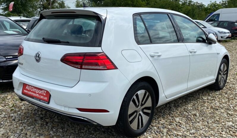 
								Вживанi 2019  Volkswagen Golf заповнено									