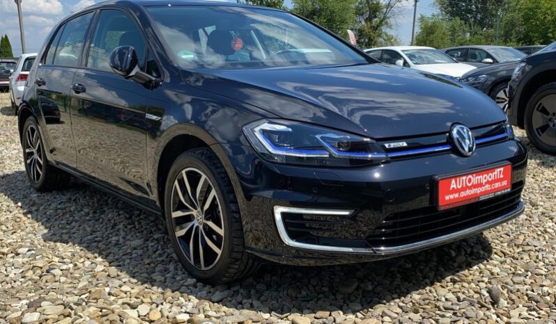 
								Вживанi 2020  Volkswagen Golf заповнено									