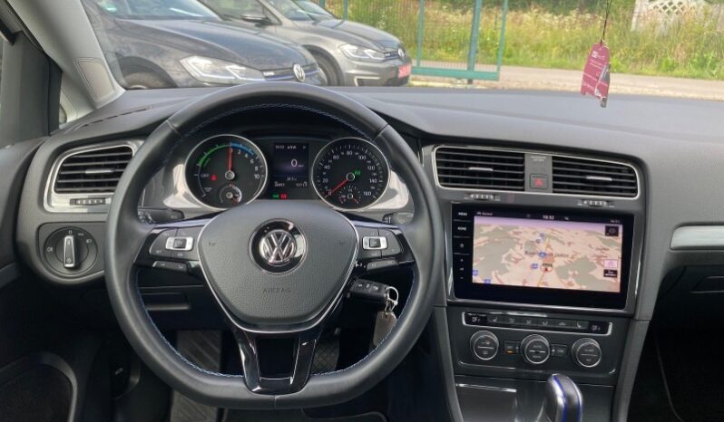 
								Вживанi 2019  Volkswagen Golf заповнено									