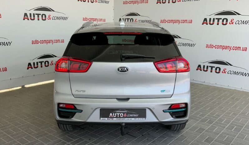 
								Вживанi 2019  KIA Niro заповнено									