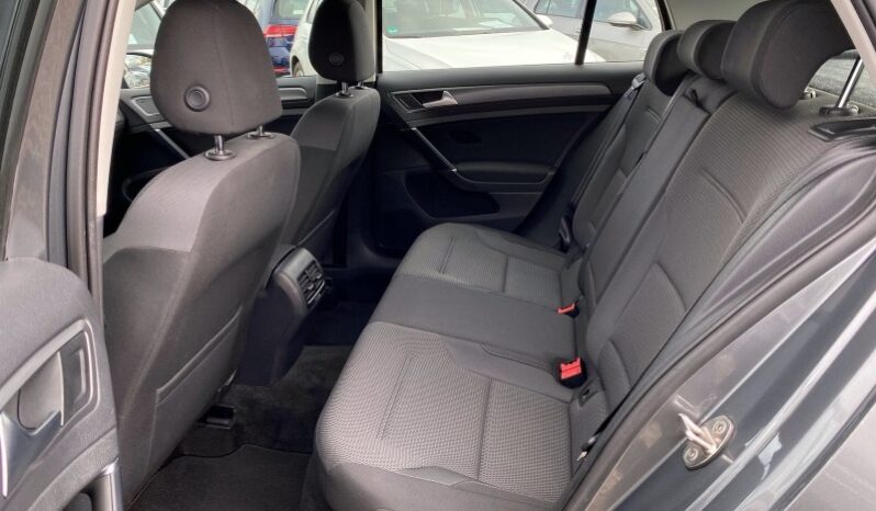 
								Вживанi 2019 Volkswagen Golf заповнено									