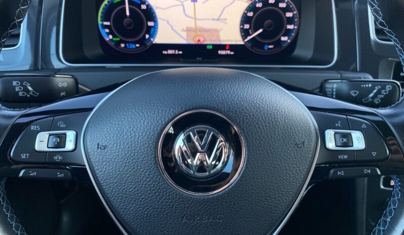
								Вживанi 2019  Volkswagen Golf заповнено									