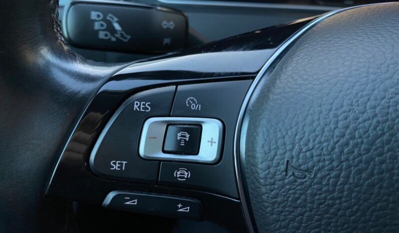 
								Вживанi 2019  Volkswagen Golf заповнено									