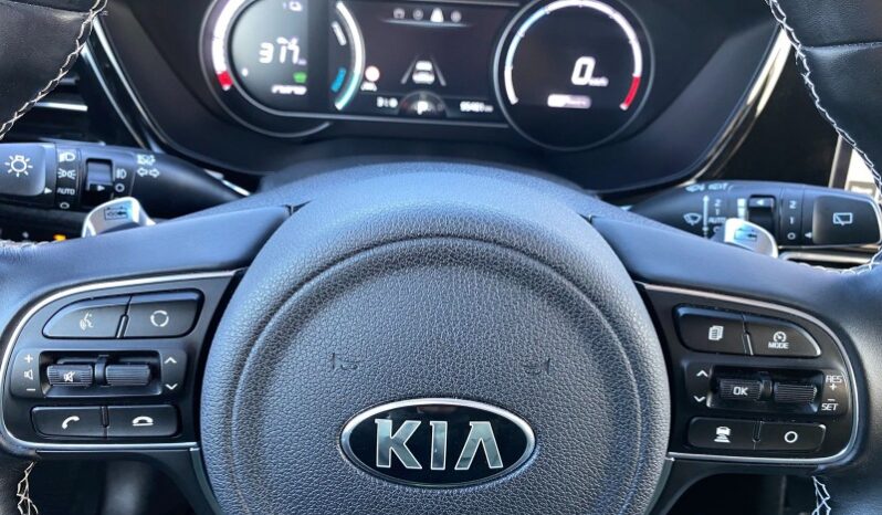 
								Вживанi 2020  KIA Niro заповнено									