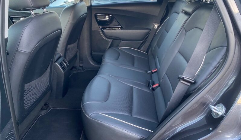 
								Вживанi 2019  KIA Niro заповнено									