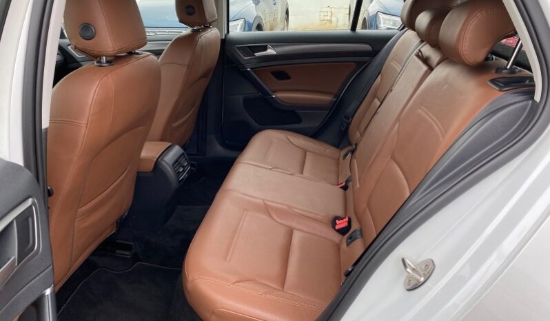
								Вживанi 2019 Volkswagen Golf заповнено									