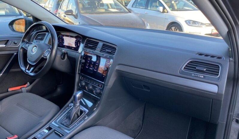 
								Вживанi 2019  Volkswagen Golf заповнено									