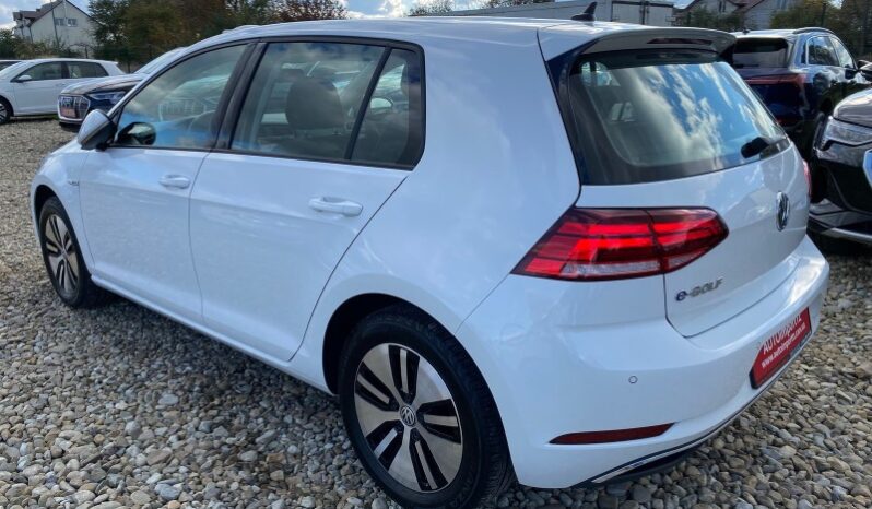 
								Вживанi 2020  Volkswagen Golf заповнено									