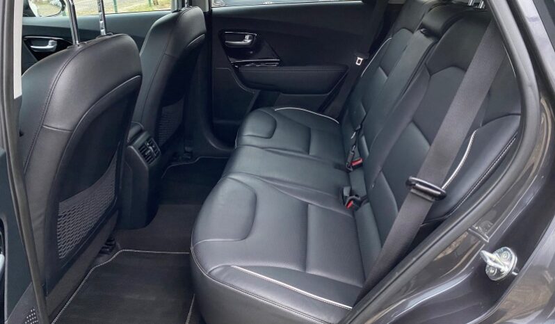 
								Вживанi 2019  KIA Niro заповнено									