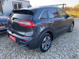
										Вживанi 2019  KIA Niro заповнено									