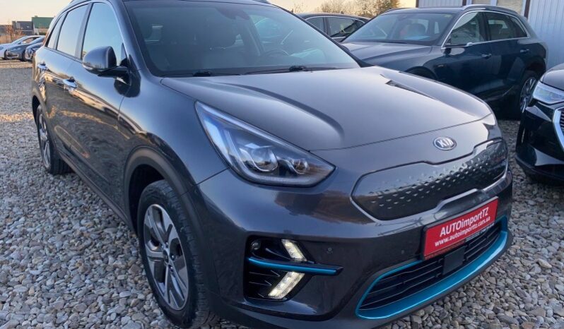 
								Вживанi 2019  KIA Niro заповнено									