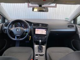 
										Вживанi 2020  Volkswagen Golf заповнено									