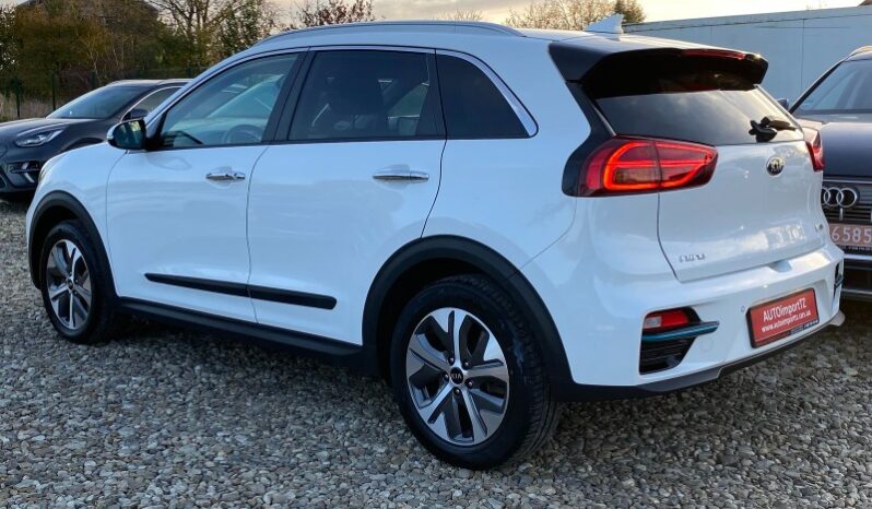 
								Вживанi 2020  KIA Niro заповнено									