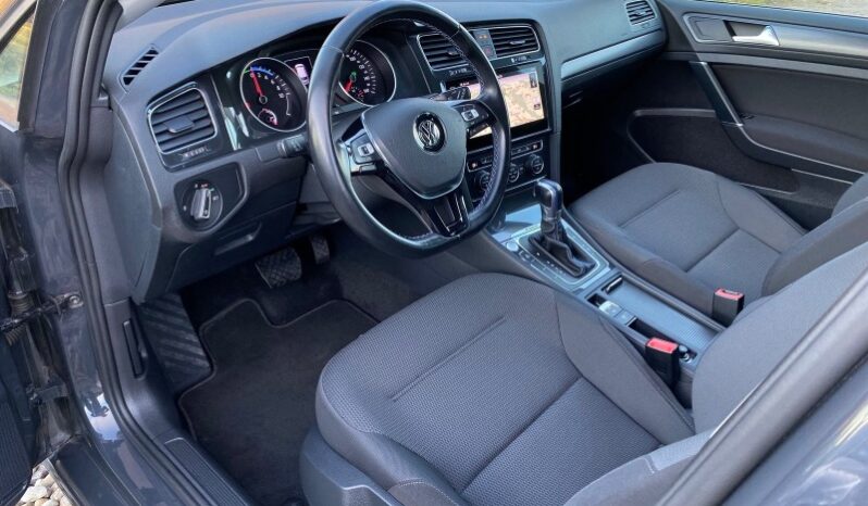 
								Вживанi 2019 Volkswagen Golf заповнено									