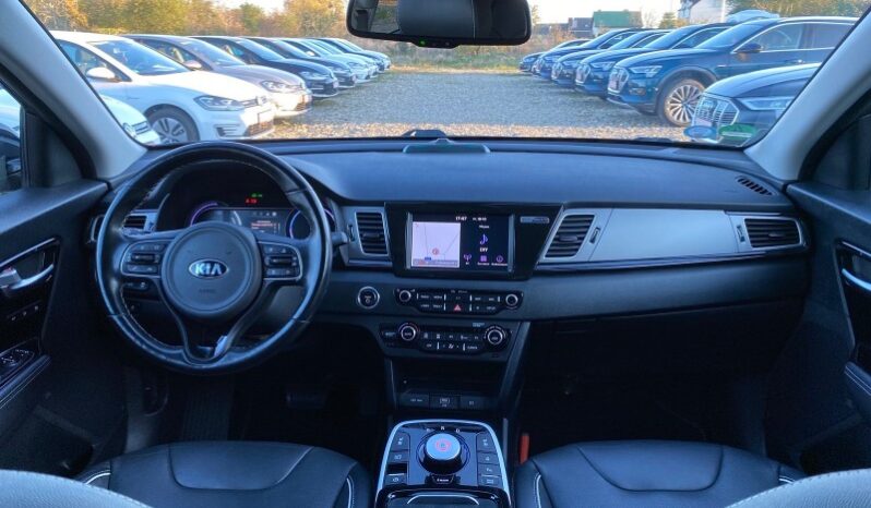 
								Вживанi 2019  KIA Niro заповнено									