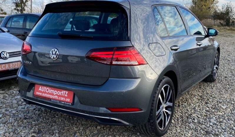
								Вживанi 2019  Volkswagen Golf заповнено									