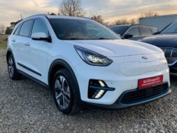 
										Вживанi 2020  KIA Niro заповнено									