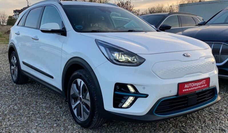 
								Вживанi 2020  KIA Niro заповнено									