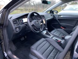 
										Вживанi 2019  Volkswagen Golf заповнено									