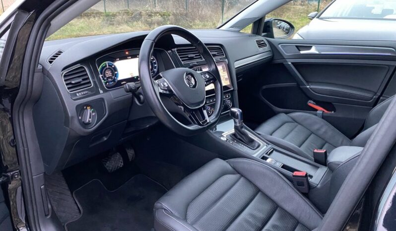 
								Вживанi 2019  Volkswagen Golf заповнено									