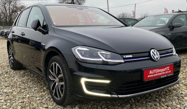 
								Вживанi 2019  Volkswagen Golf заповнено									