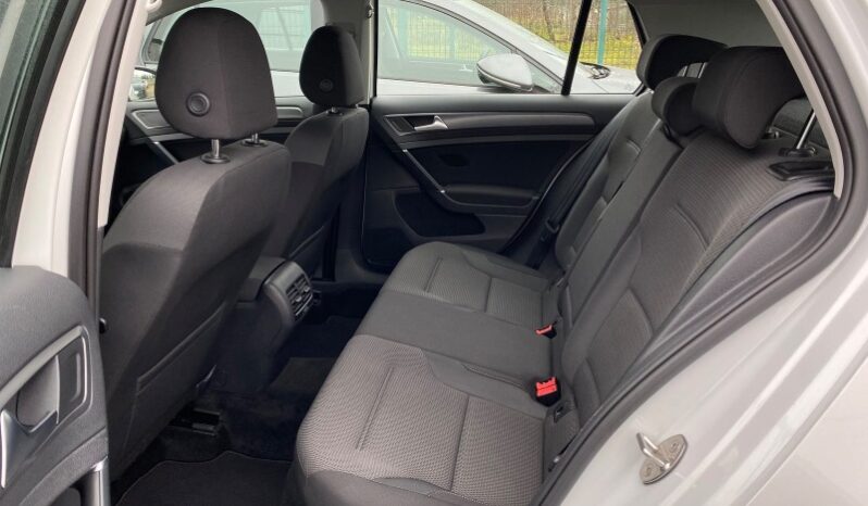 
								Вживанi 2019  Volkswagen Golf заповнено									