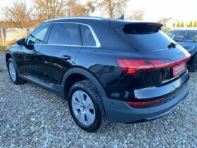 Вживанi 2021  Audi e-tron