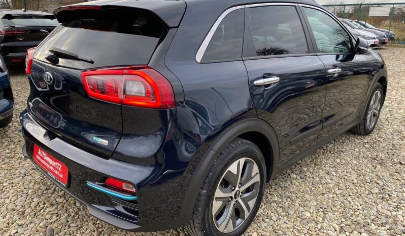
								Вживанi 2019  KIA Niro заповнено									