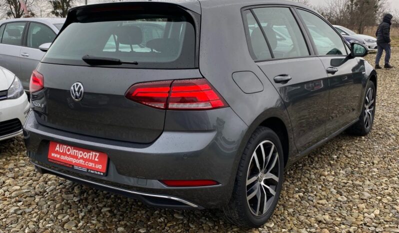 
								Вживанi 2020  Volkswagen Golf заповнено									