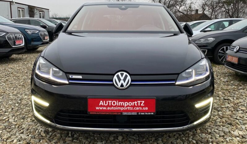 
								Вживанi 2019  Volkswagen Golf заповнено									