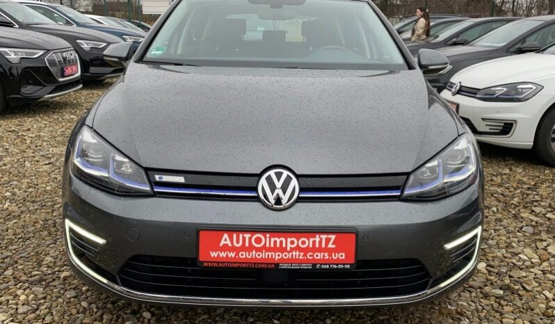 
								Вживанi 2020  Volkswagen Golf заповнено									