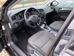 
										Вживанi 2020  Volkswagen Golf заповнено									