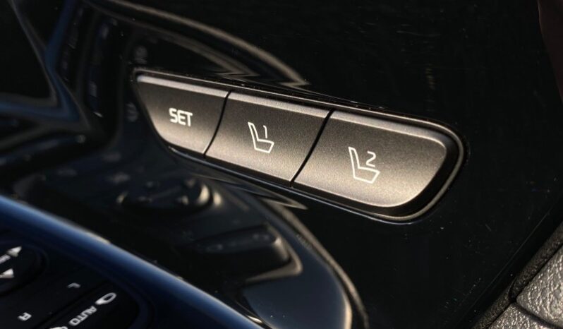 
								Вживанi 2019  KIA Niro заповнено									