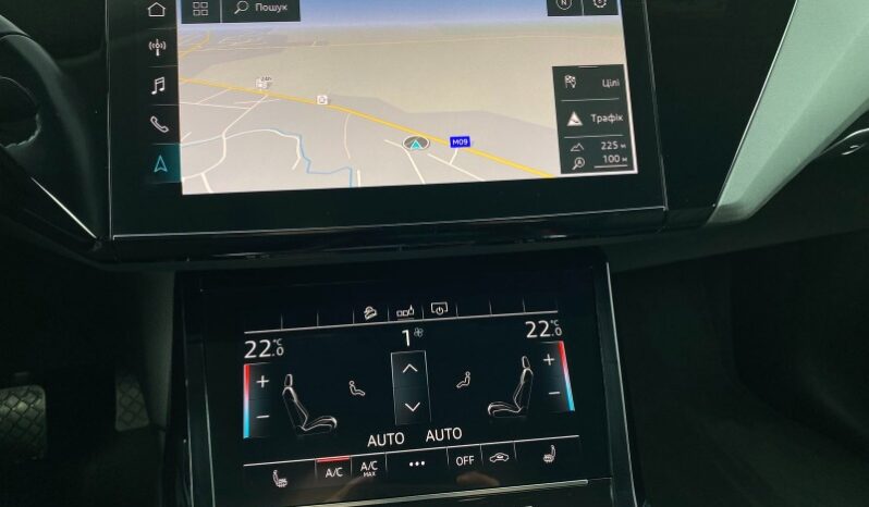 
								Вживанi 2020 Audi e-tron заповнено									