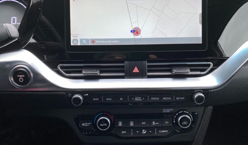 
								Вживанi 2021  KIA Niro заповнено									